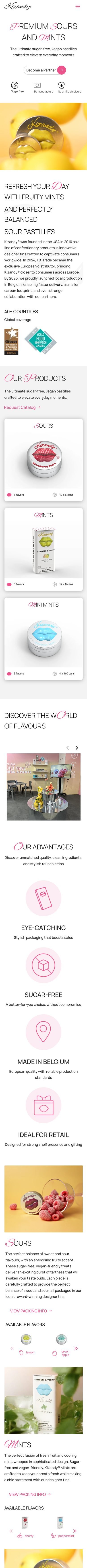 De hele homepage van Kizandy Europe op een telefoon, beweeg erover om te scrollen